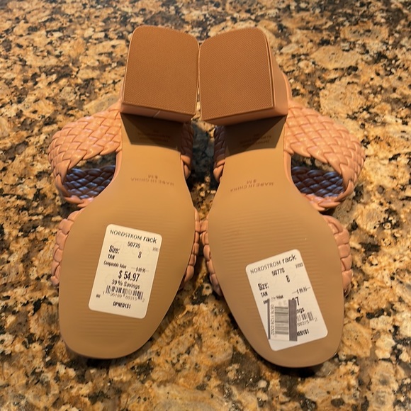 NWT Steve Madden Sandals - Picture 3 of 3